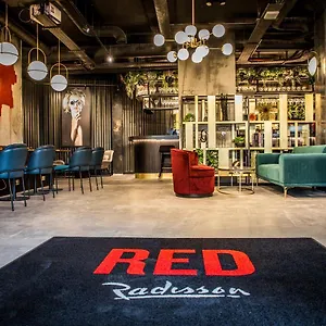 Radisson Red Greenwich The O2 4*, Londra Birleşik Krallık